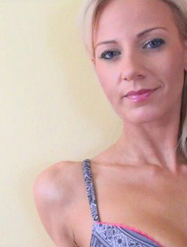 Sexy blonde babe 30+ in high heels